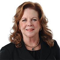 Hollie Lemkin Headshot